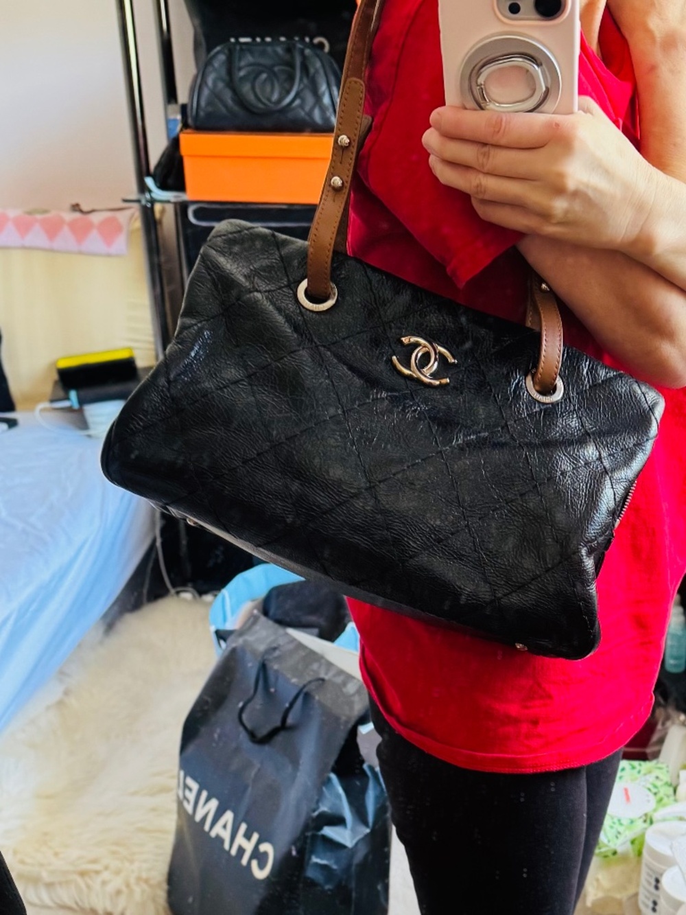 Auth Chanel Black Glazed Calfskin On the Road Tote Bag - Pre-owned - Picture 3 of 16